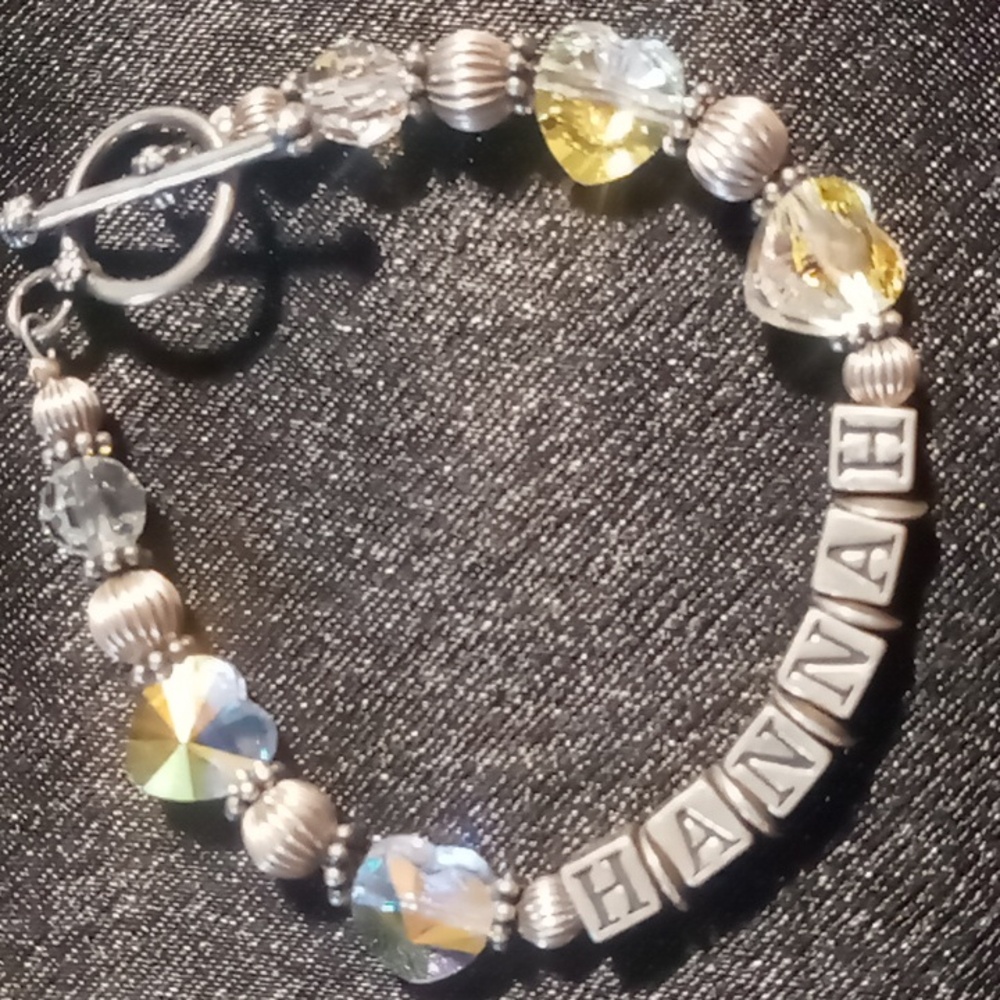 Hannah girls name crystal heart bracelet 6 inches long small